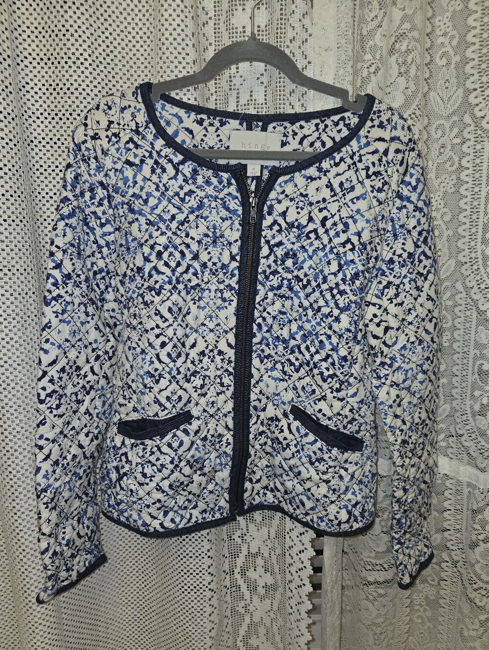 Hinge Quilted Zip Up Long Sleeve Jacket, Womens Medium